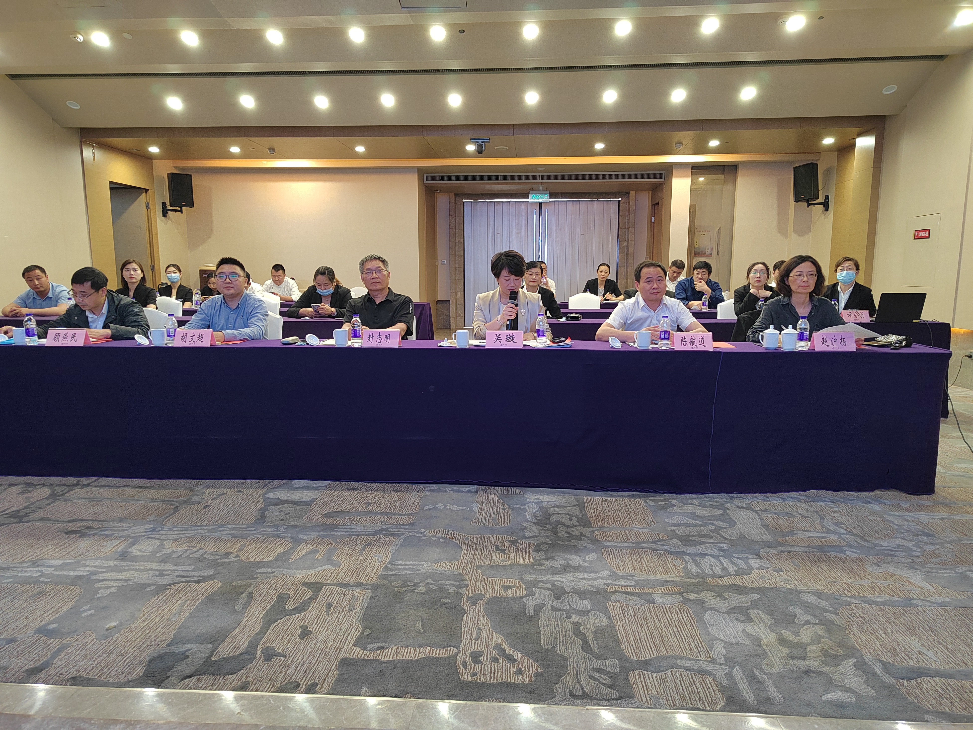 萃園城市酒店組織“活力團(tuán)隊(duì)”人員選拔1.jpg